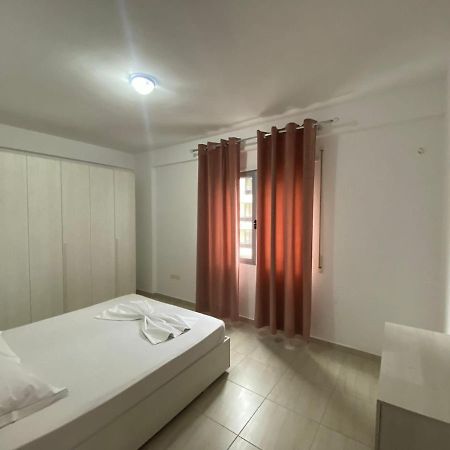 Vlora'S Apartment ภายนอก รูปภาพ