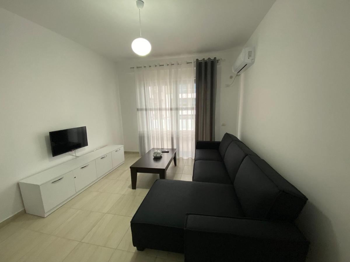 Vlora'S Apartment ภายนอก รูปภาพ